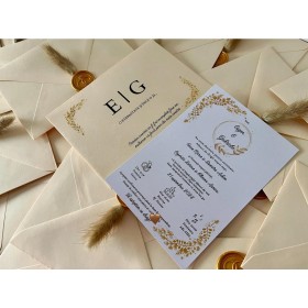 Invitatie nunta in plic crem cu sigiliu si langurus - Model 5 Invitatie nunta in plic crem cu sigiliu si langurus - Model 5