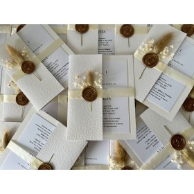 Invitatie nunta cu planta uscata - Model 11 Invitatie nunta cu planta uscata - Model 11