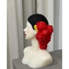 Lumanare decorativa parfumata in forma de bust de femeie cu par din trandafiri pictata, 125g, 10 cm inaltime