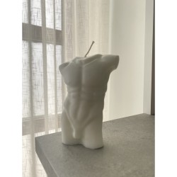Lumanare decorativa parfumata in forma de trup de barbat, culoare personalizabila, 10 cm inaltime, 110g