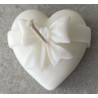 Lumanare decorativa parfumata in forma de inima cu fundita, culoare personalizabila, inaltime 3cm